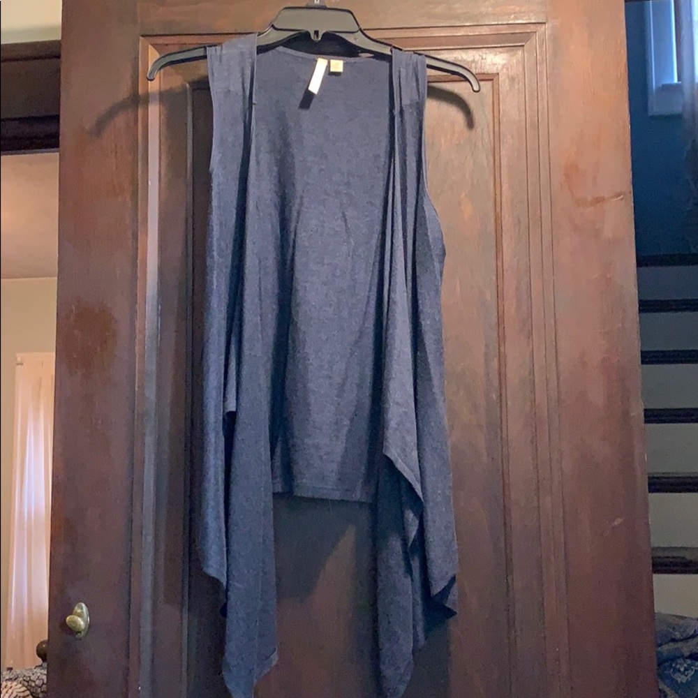 Sleeves sweater